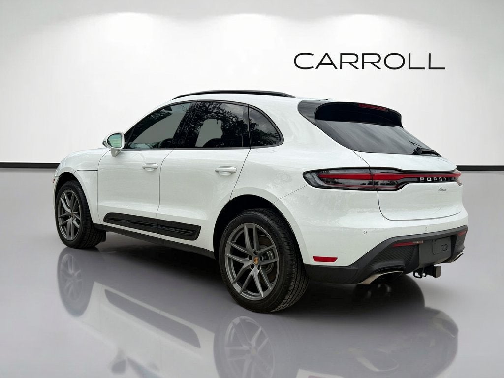 2026 Porsche Macan Base
