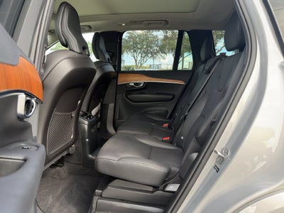2024 Volvo XC90 Recharge Plug-In Hyb Plus Bright Theme