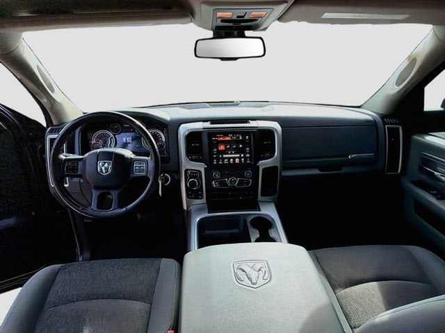 2017 RAM 1500 Big Horn Crew Cab 4x4 5'7" Box