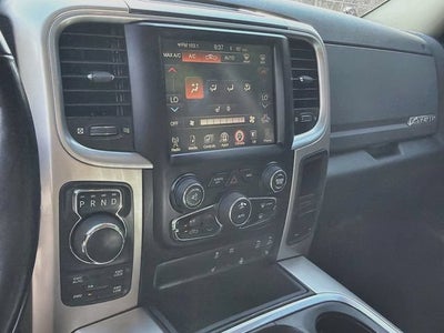 2017 RAM 1500 Big Horn Crew Cab 4x4 5'7" Box