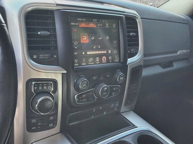 2017 RAM 1500 Big Horn Crew Cab 4x4 5'7" Box