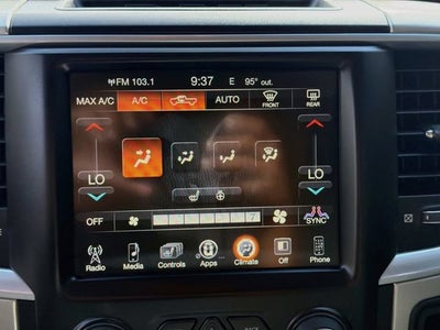 2017 RAM 1500 Big Horn Crew Cab 4x4 5'7" Box