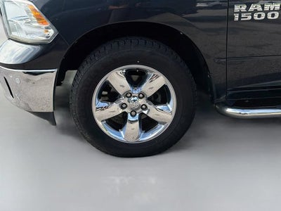 2017 RAM 1500 Big Horn Crew Cab 4x4 5'7" Box