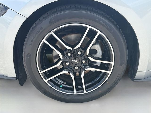 2021 Ford Mustang EcoBoost