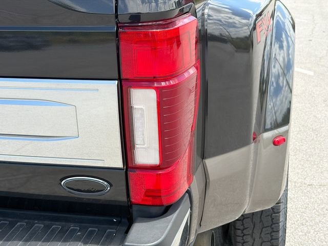 2022 Ford Super Duty F-350 DRW XL