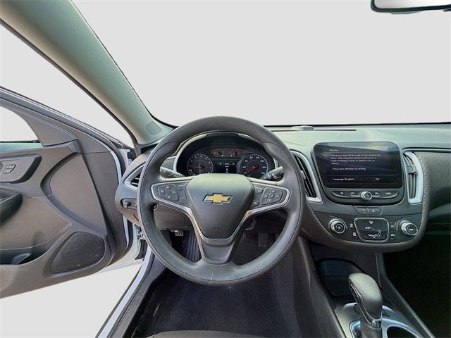 2022 Chevrolet Malibu LS