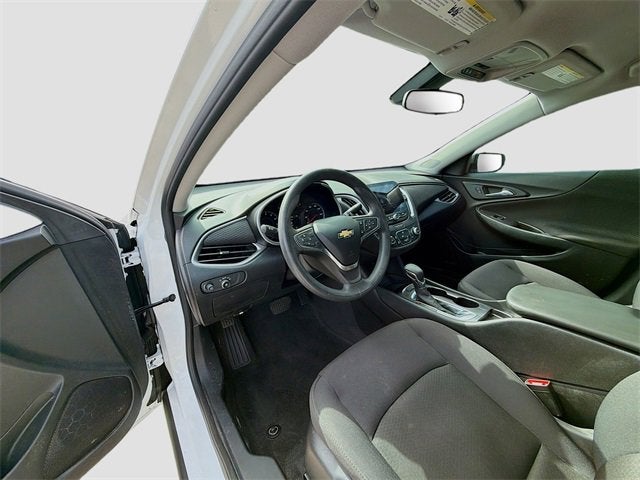 2022 Chevrolet Malibu LS