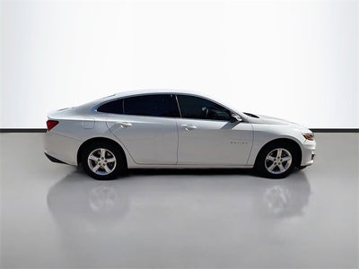 2022 Chevrolet Malibu LS