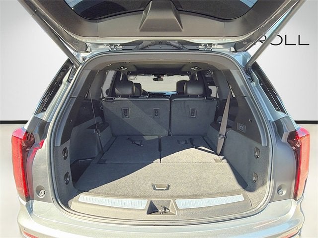 2025 Cadillac XT6 Luxury