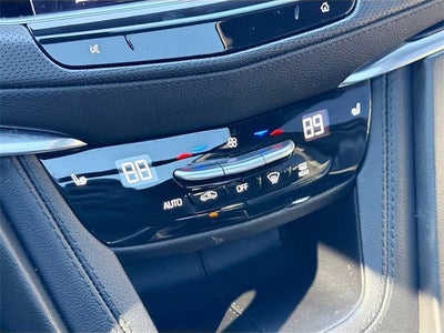 2025 Cadillac XT6 Luxury