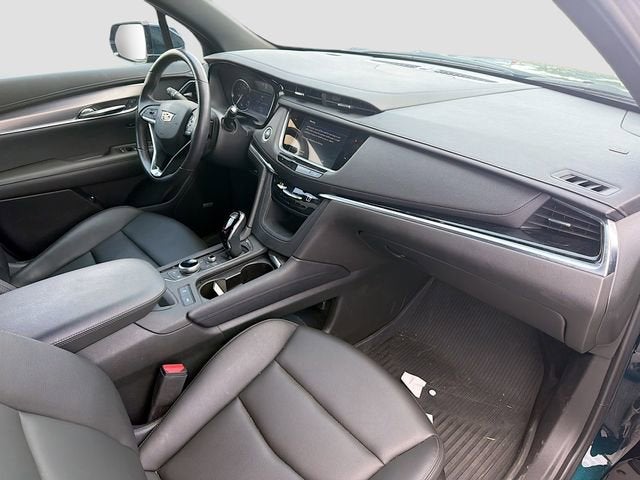2024 Cadillac XT6 Luxury