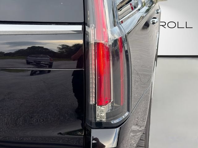 2020 Cadillac Escalade Luxury