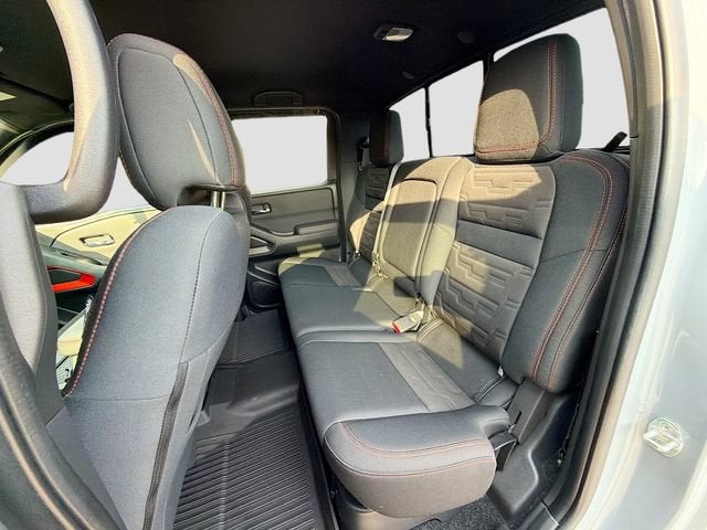2022 Nissan Frontier Crew Cab PRO-4X 4x4