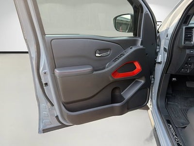 2022 Nissan Frontier Crew Cab PRO-4X 4x4