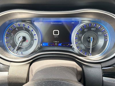 2023 Chrysler 300 Touring