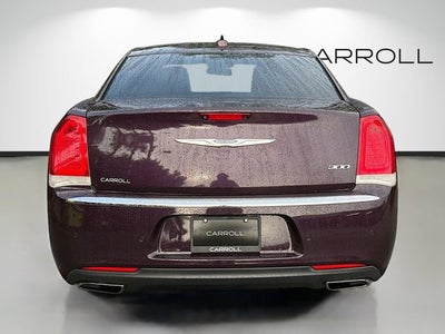 2021 Chrysler 300 Touring L