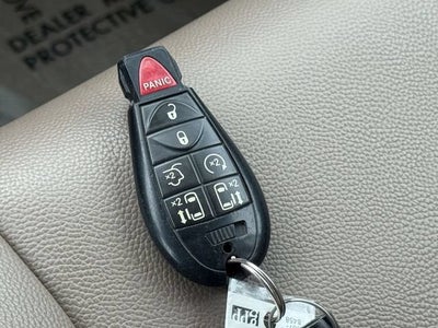 2014 Chrysler Town & Country Touring-L