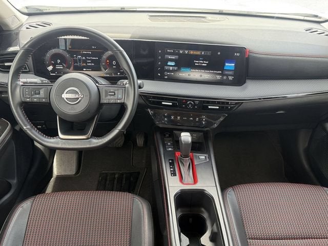 2025 Nissan Kicks SR FWD