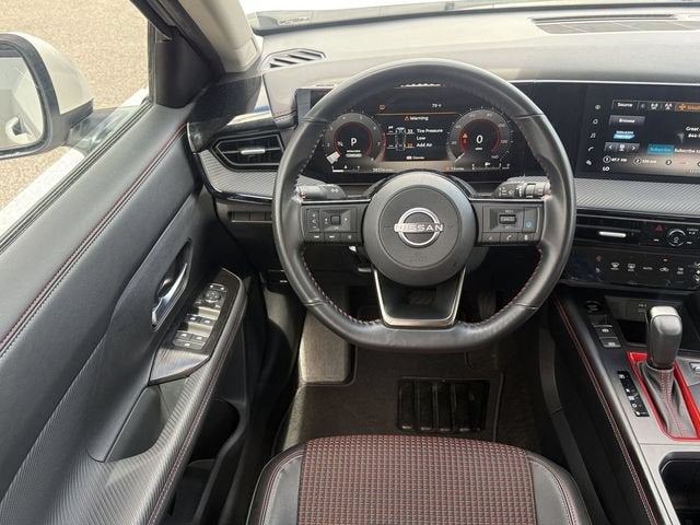 2025 Nissan Kicks SR FWD