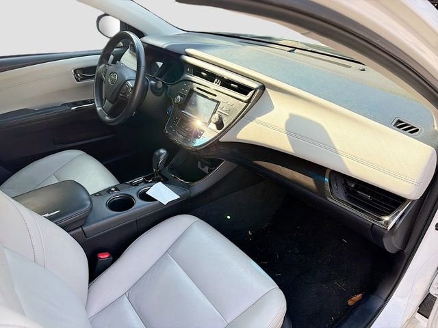2018 Toyota Avalon Hybrid XLE Plus