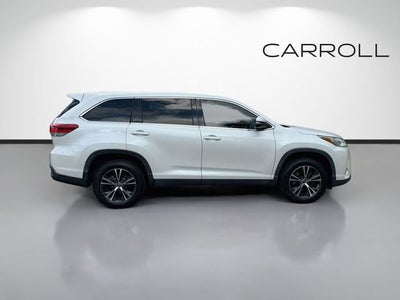 2019 Toyota Highlander LE