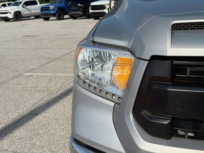 2017 Toyota Tundra SR5 5.7L V8