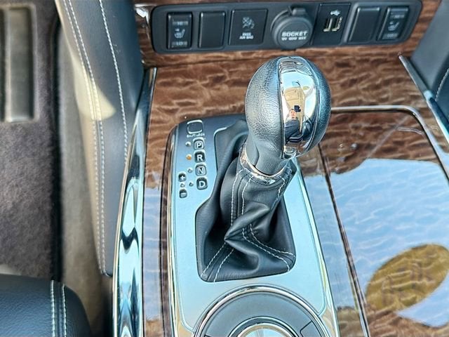 2020 Nissan Armada SV