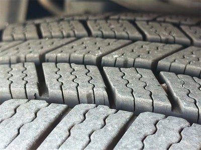 2012 INFINITI QX56 8-passenger