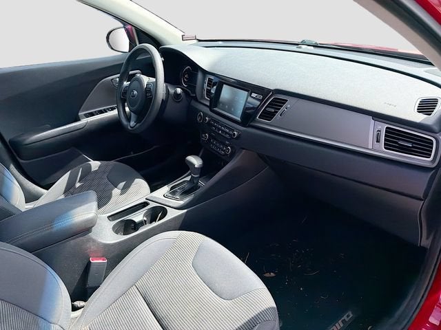 2017 Kia Niro LX