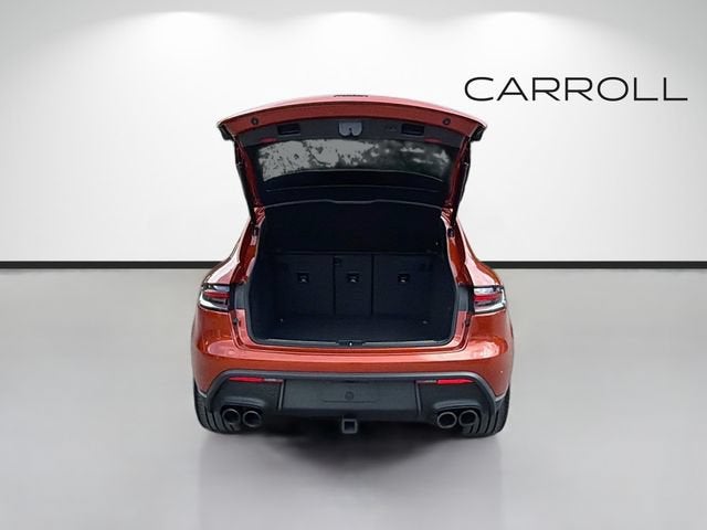 2023 Porsche Macan Base