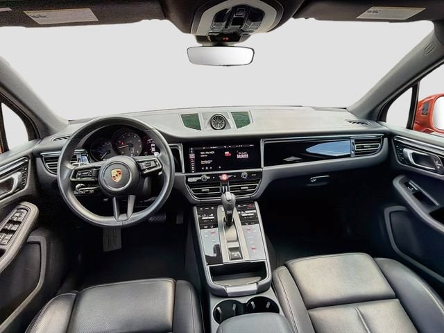 2023 Porsche Macan Base