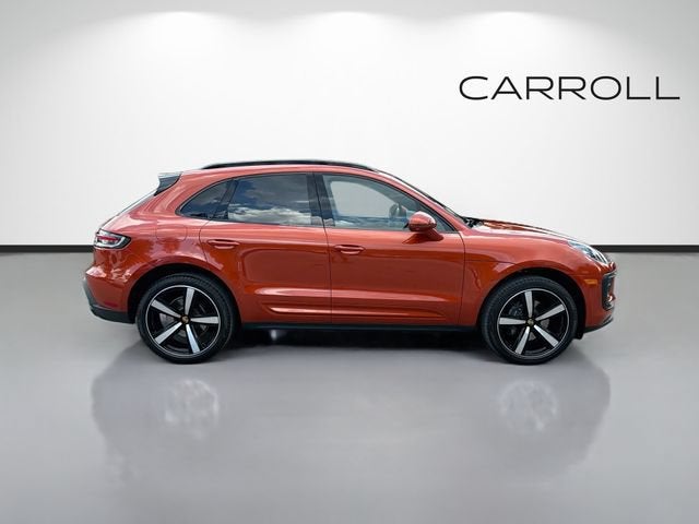 2023 Porsche Macan Base