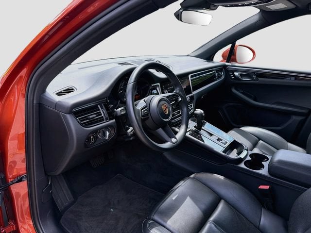 2023 Porsche Macan Base