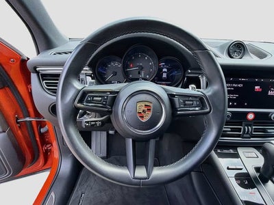 2023 Porsche Macan Base