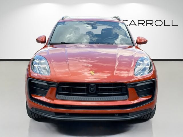 2023 Porsche Macan Base