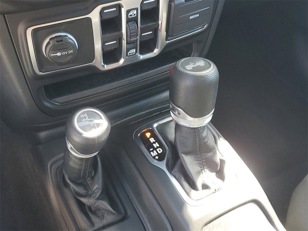 2023 Jeep Wrangler Sport Altitude