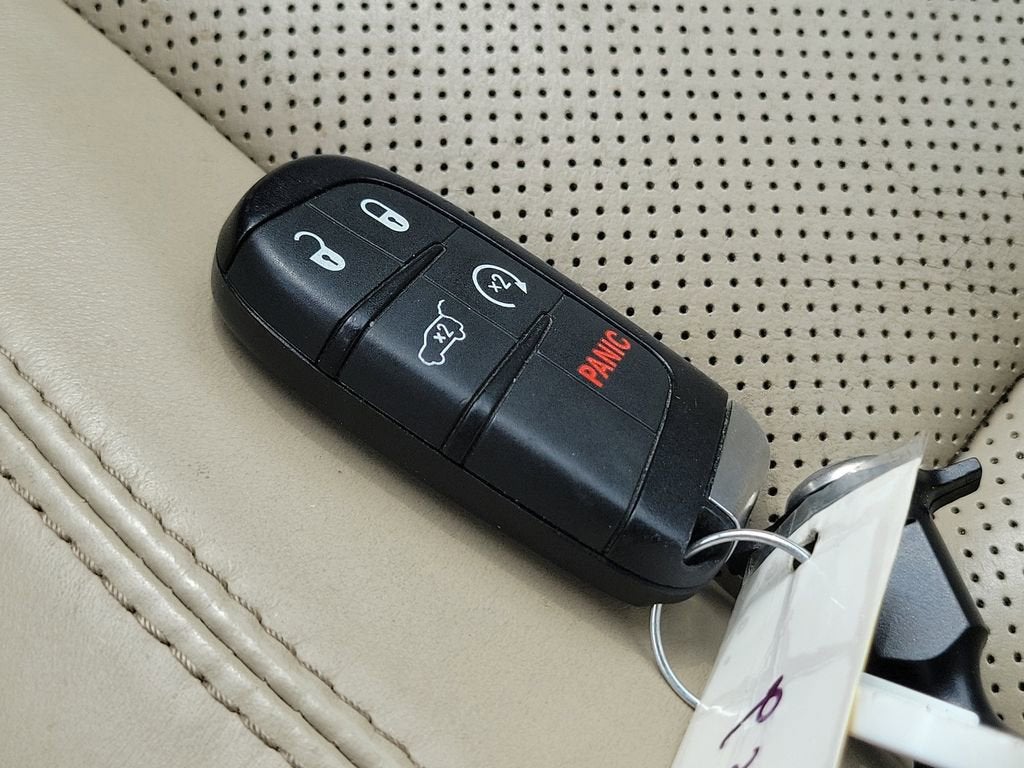 2020 Jeep Grand Cherokee Overland