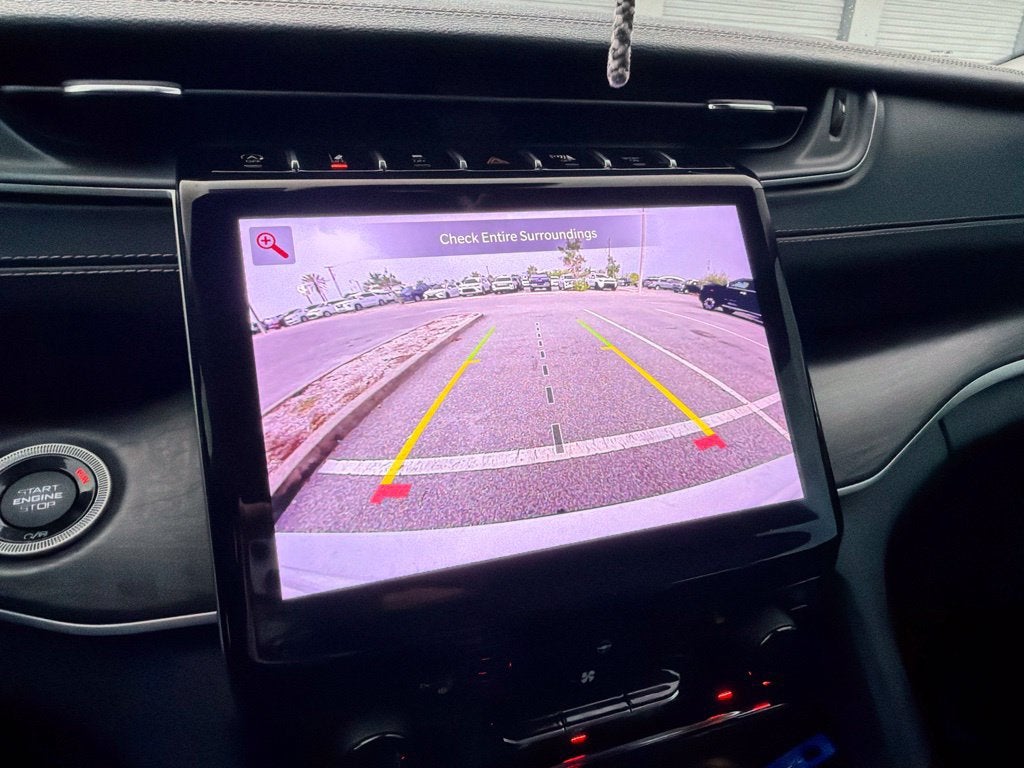 2023 Jeep Grand Cherokee L Limited 4x2