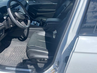 2024 Jeep Grand Cherokee L Overland