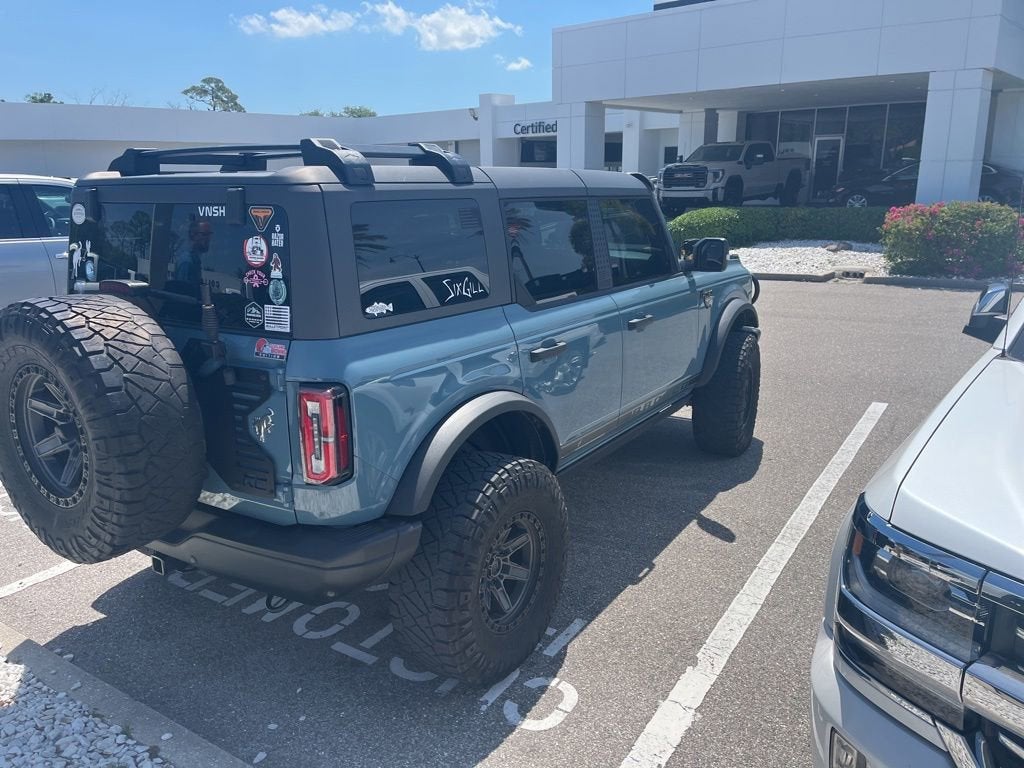 2023 Ford Bronco Base