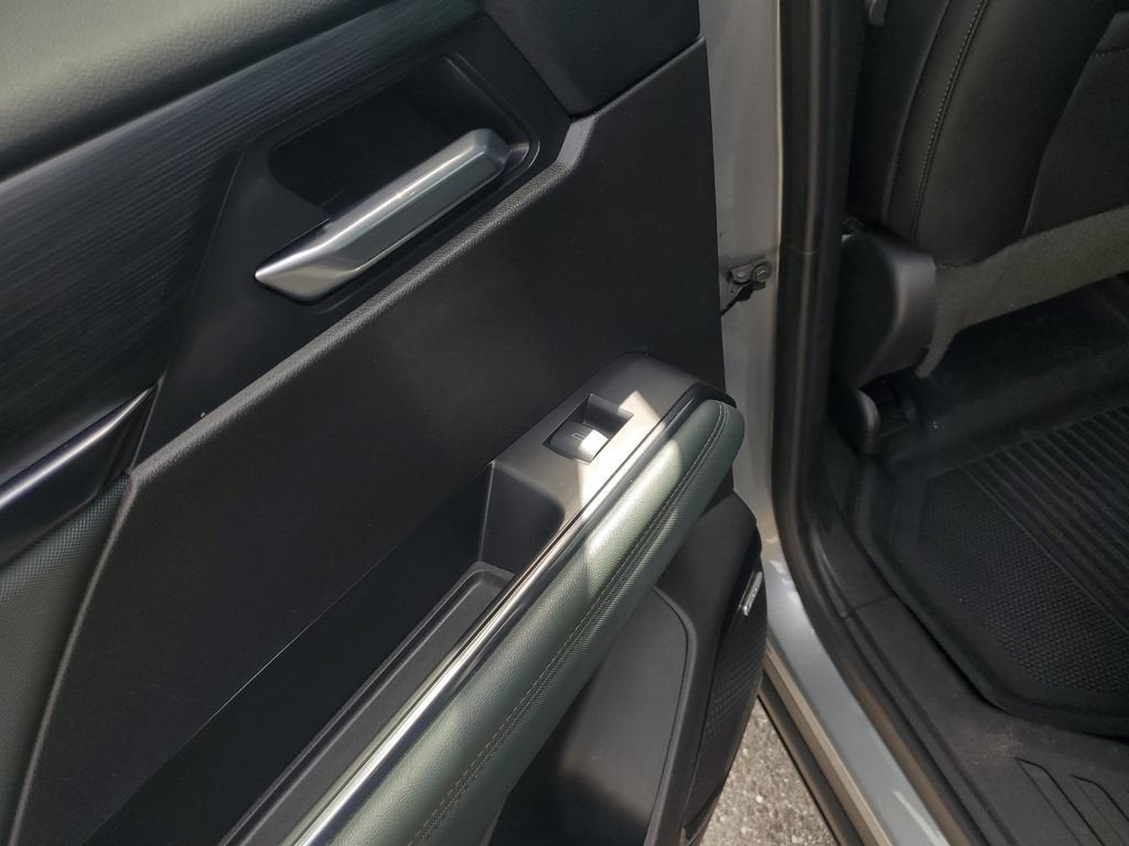 2025 GMC Acadia AT4