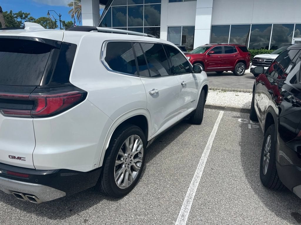 2024 GMC Acadia Denali