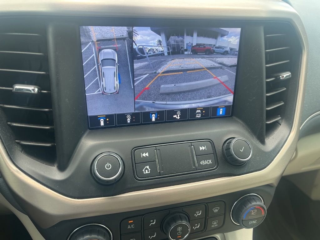 2022 GMC Acadia Denali