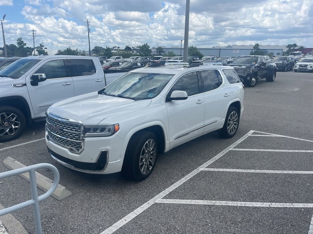 2022 GMC Acadia Denali