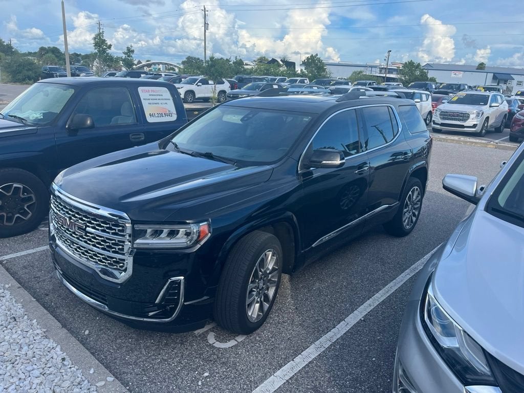 2023 GMC Acadia Denali