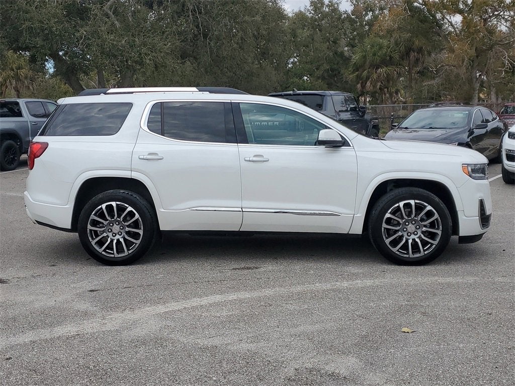 2023 GMC Acadia Denali
