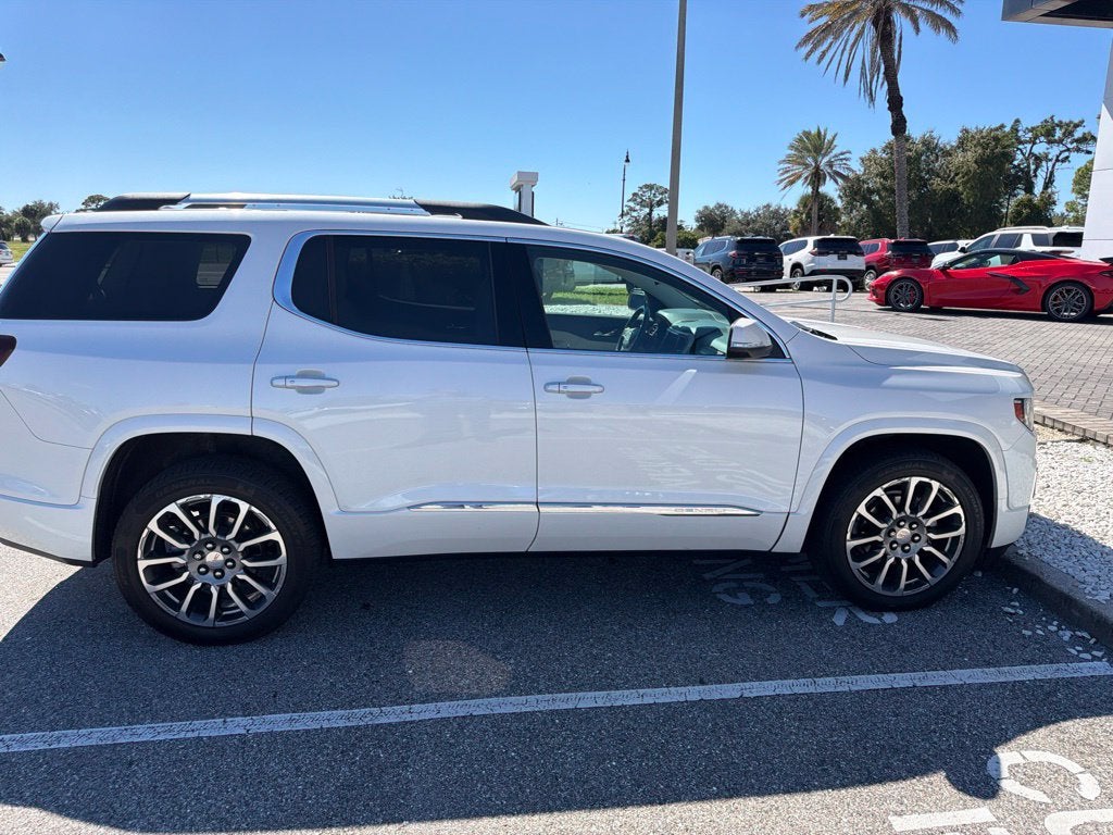 2021 GMC Acadia Denali