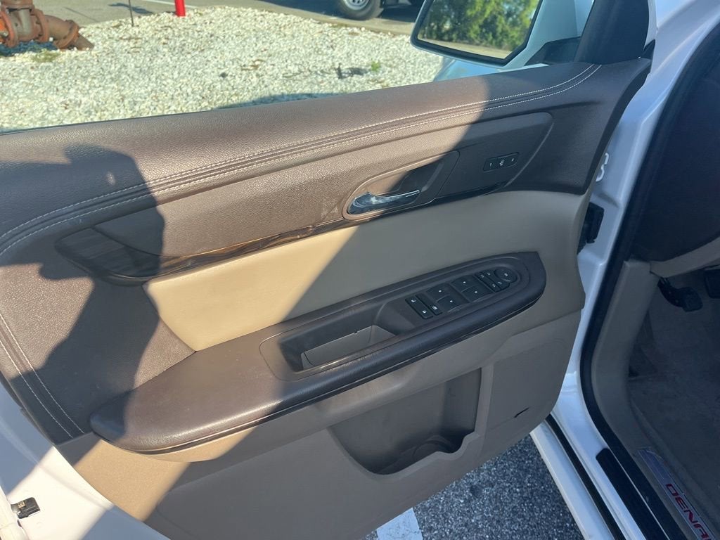 2016 GMC Acadia Denali