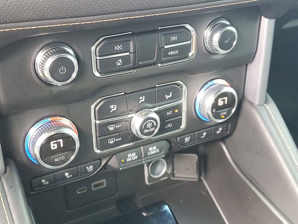 2021 GMC Yukon SLT