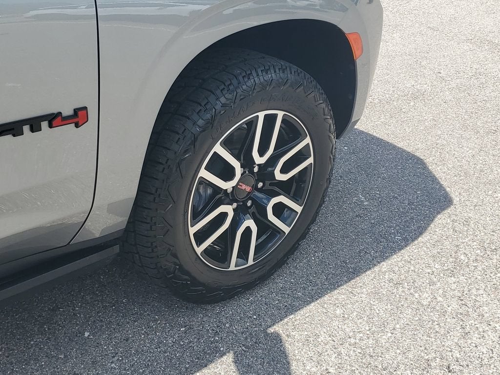 2024 GMC Yukon AT4